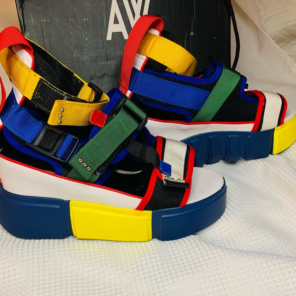 “Anthony Wang” platform shoes size 9